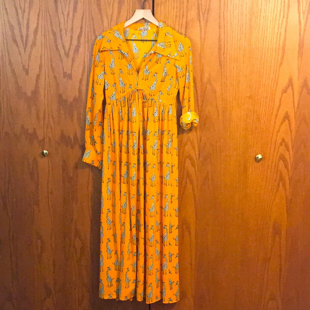 1970s vintage bright orange giraffe maxi dress
